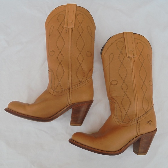frye western boots womens